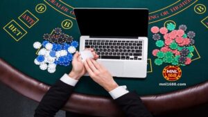 Siyempre, ang pangunahing halimbawa ay poker. Ito ang poster boy ng mga laro ng casino card,