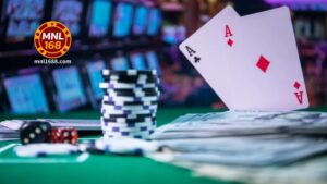 Ang mga manlalaro ng poker sa pangkalahatan ay maaaring matukoy ang mga panimulang kamay na napakasama kaya pinakamainam na tiklop nang diretso